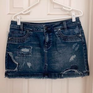 Denim mini skirt, size 6, Victoria’s Secret.